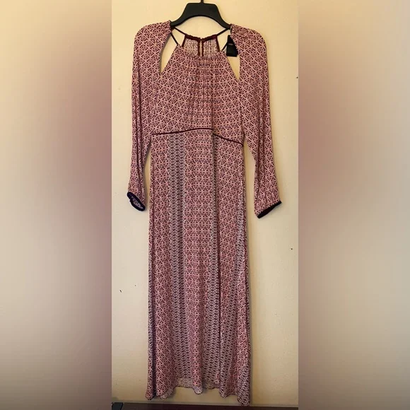 NWT Robyn dress - Picture 2 of 3